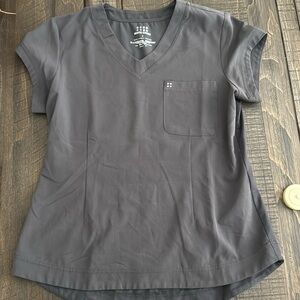 White Cross Grey Scrub top Size M EUC smoke
